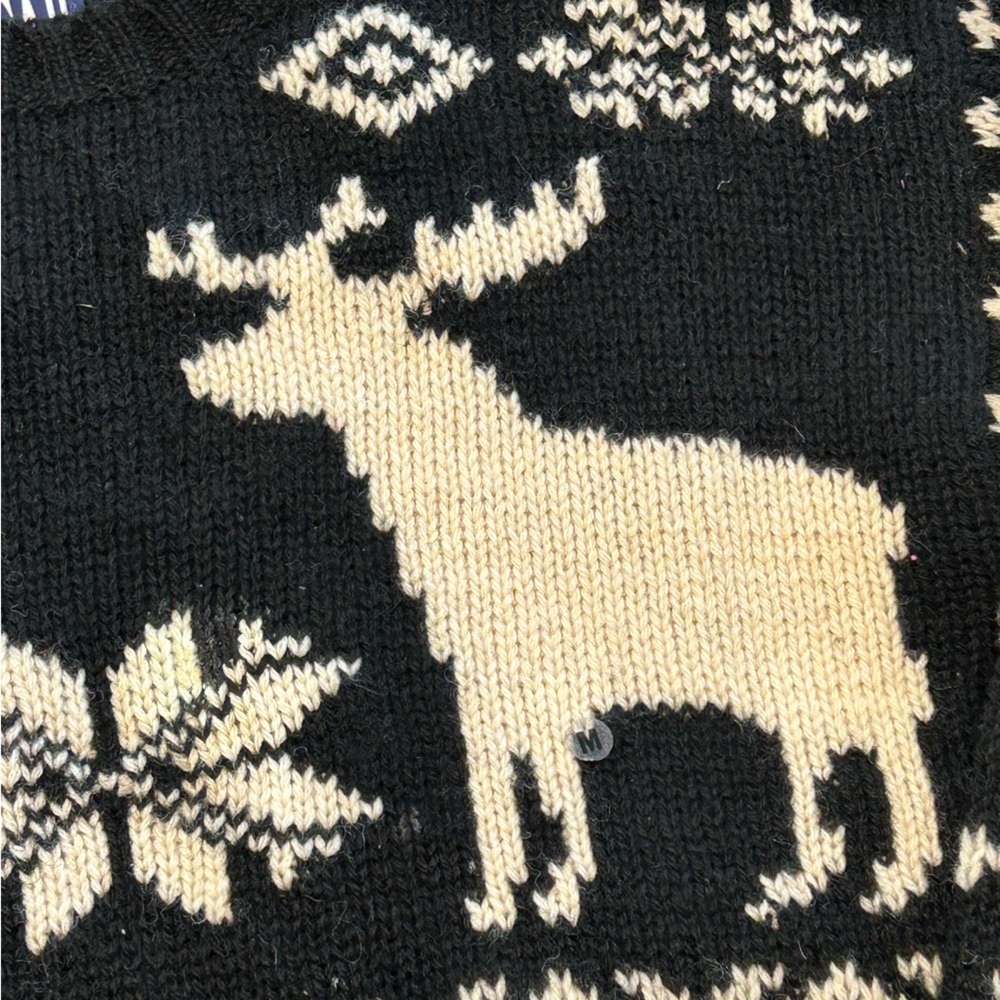 VTG Gap Nordic cabin-core Fair Isle heavy 100% wool reindeer sweater HONG KONG M - Picture 9 of 10
